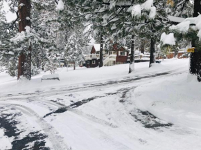 Hotels in Wrightwood